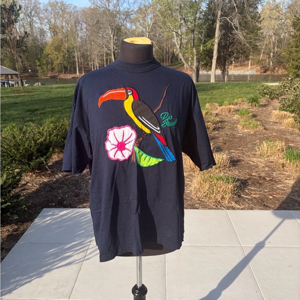 Vintage Toucan Embroidered Oversized Tee Black Boxy Graphic Shirt M